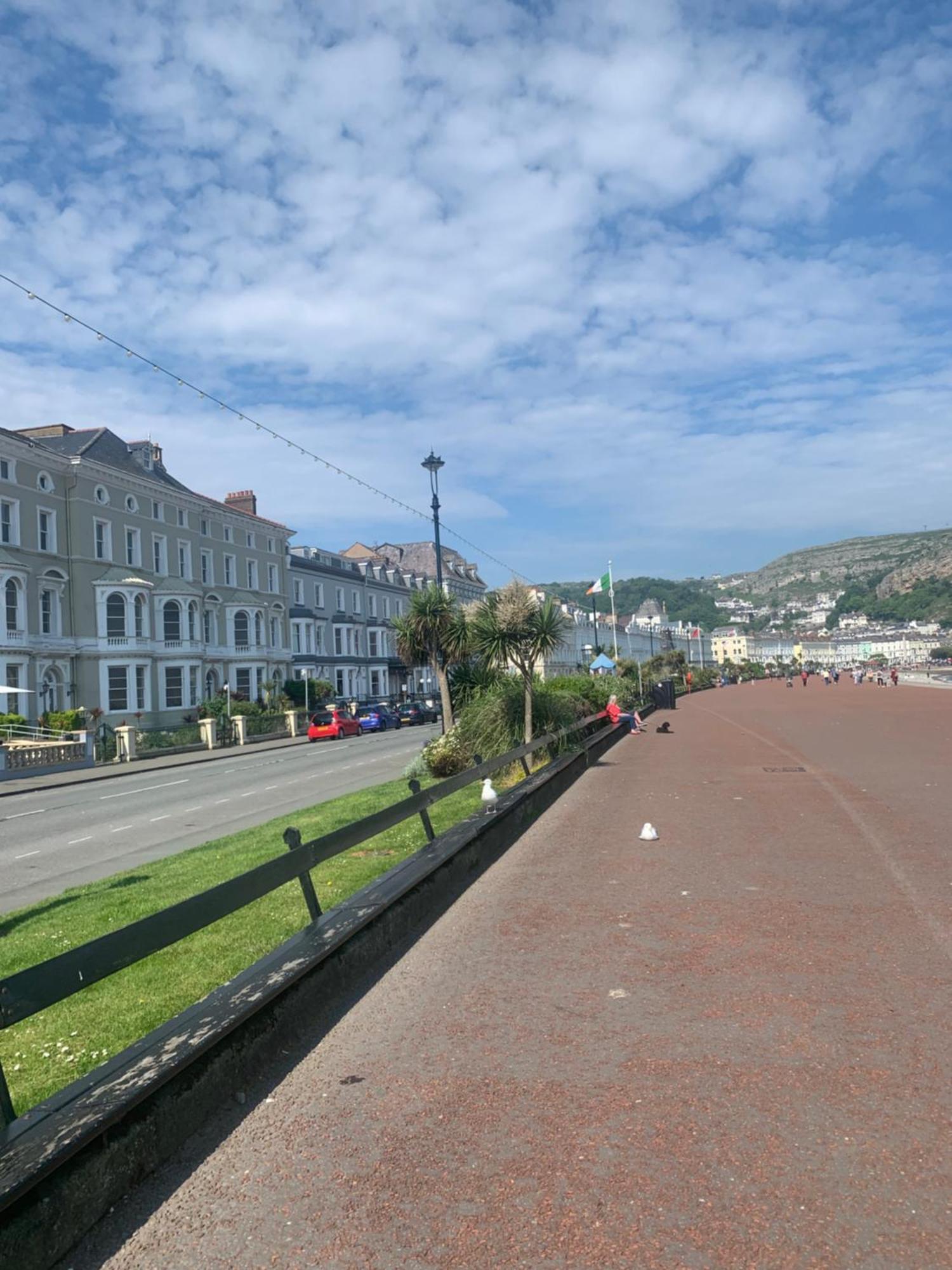 Room Only Guest Accommodation, Guest House Self Catering Bangor  Exterior photo